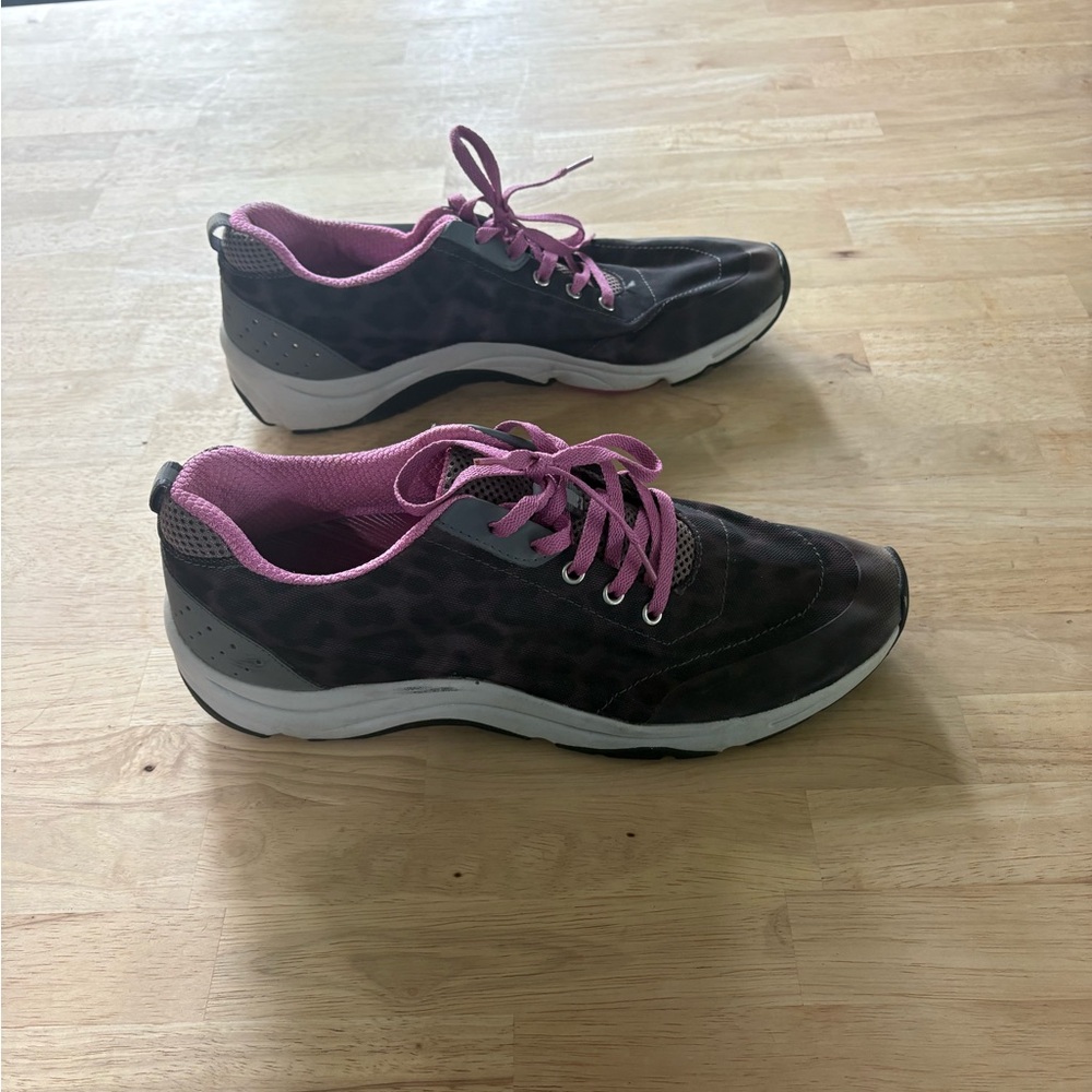 Vionic Shoes - image 5